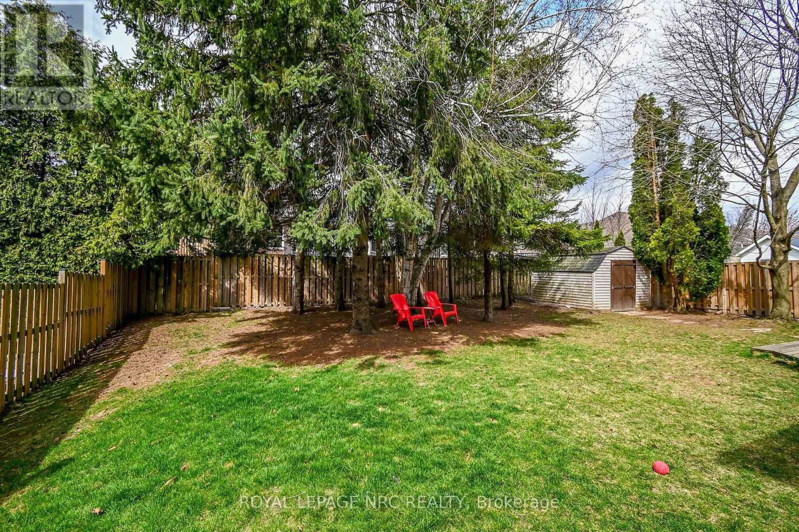 2675 MOUNTAINCREST AVENUE Image 44