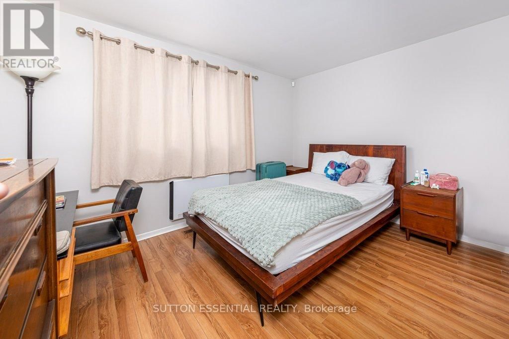 64 WOODSTONE CRESCENT Image 11