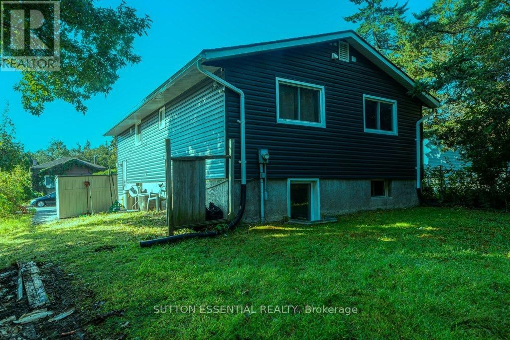 64 WOODSTONE CRESCENT Image 21
