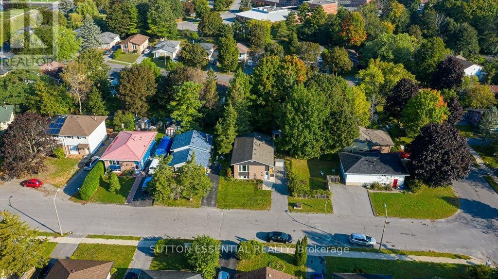 64 WOODSTONE CRESCENT Image 24
