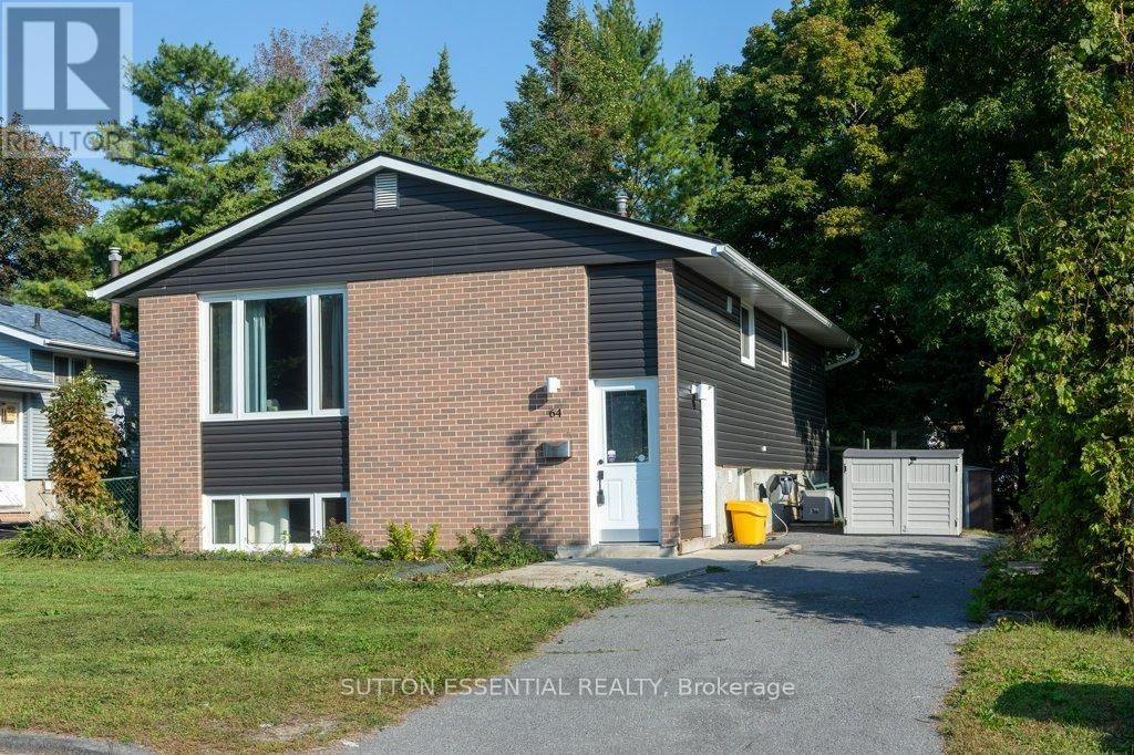 64 WOODSTONE CRESCENT Image 3