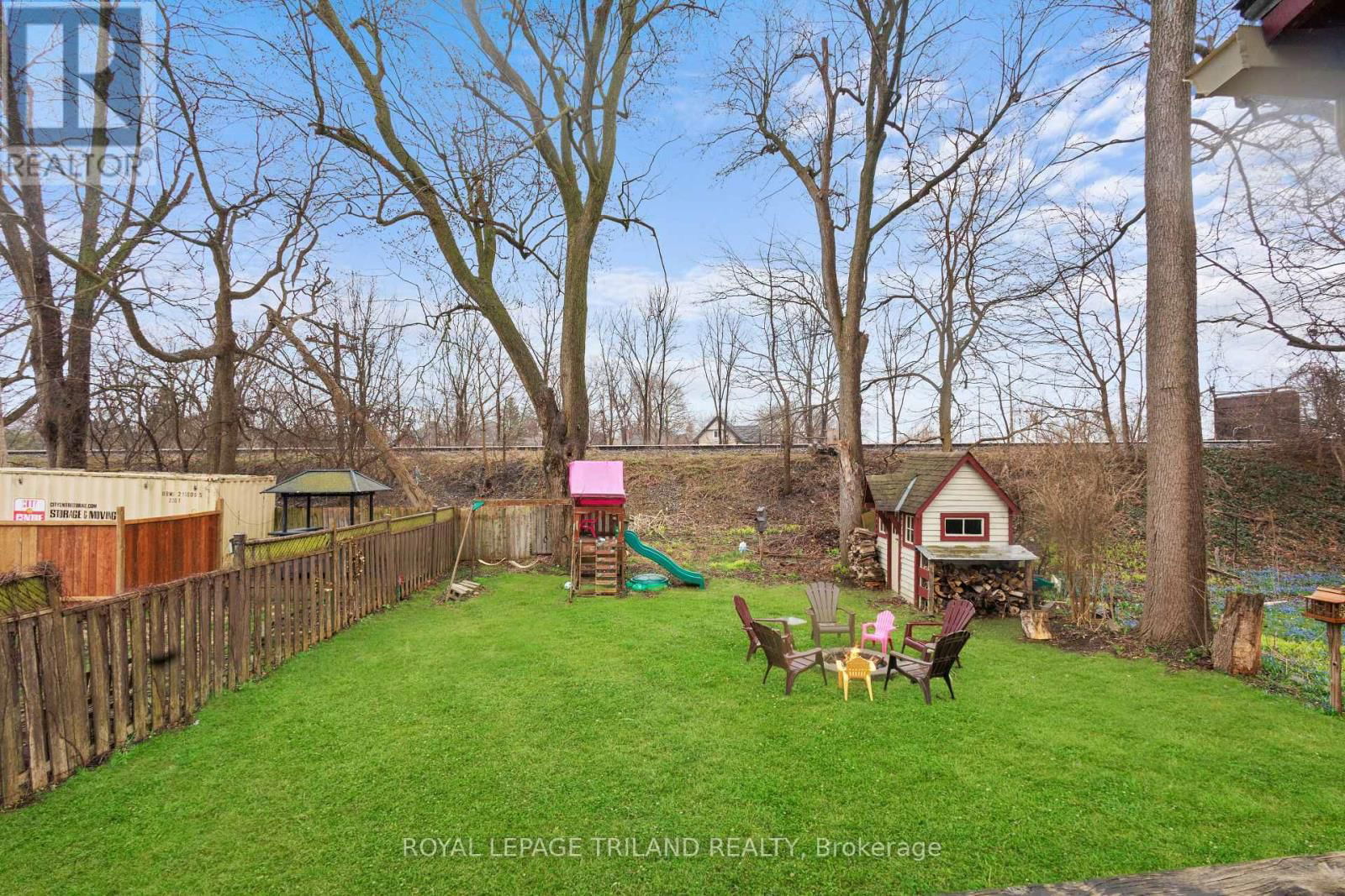 98 STANLEY STREET Image 31