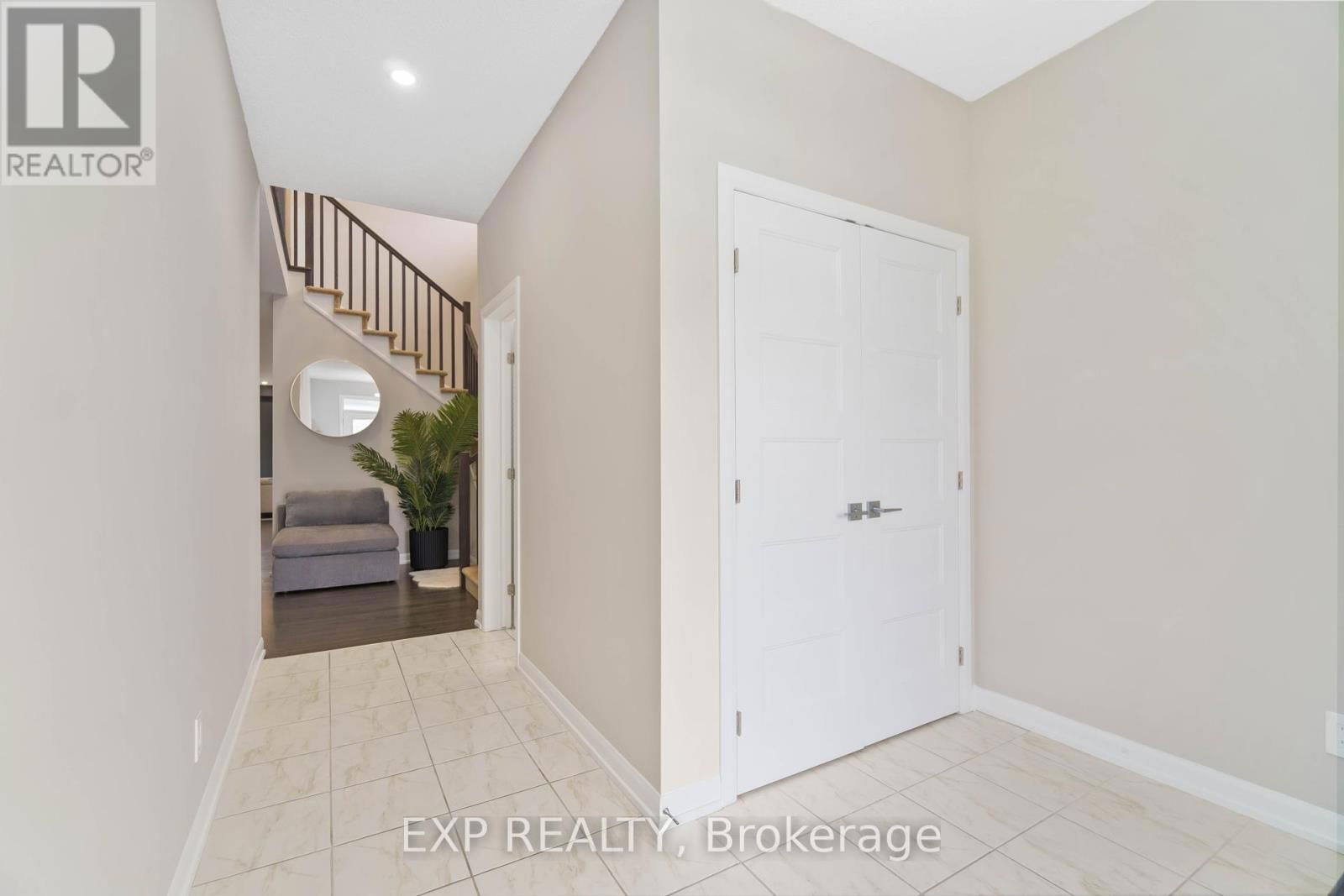 334 STERLING AVENUE Image 3