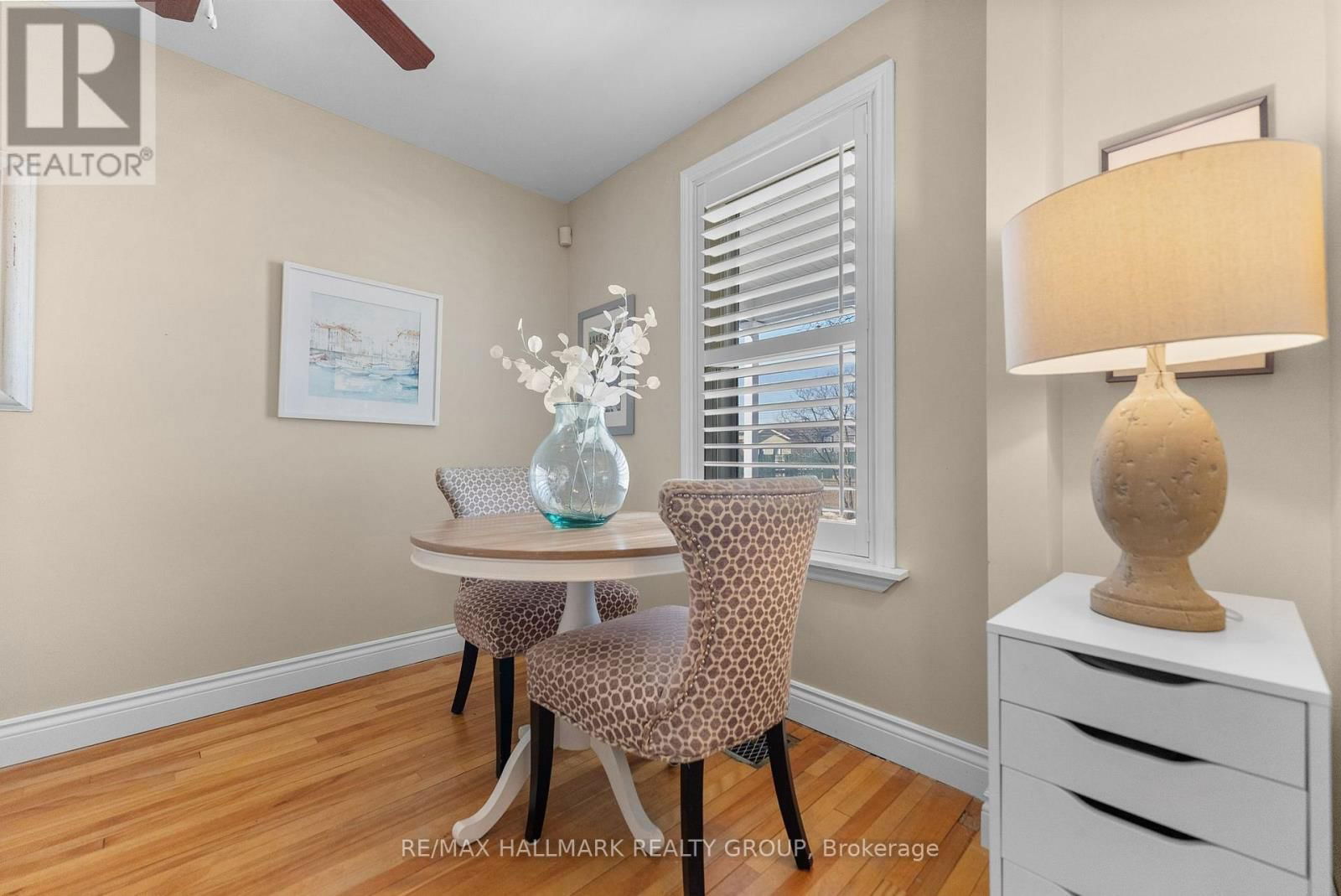 528 LOWER BYRON AVENUE Image 21
