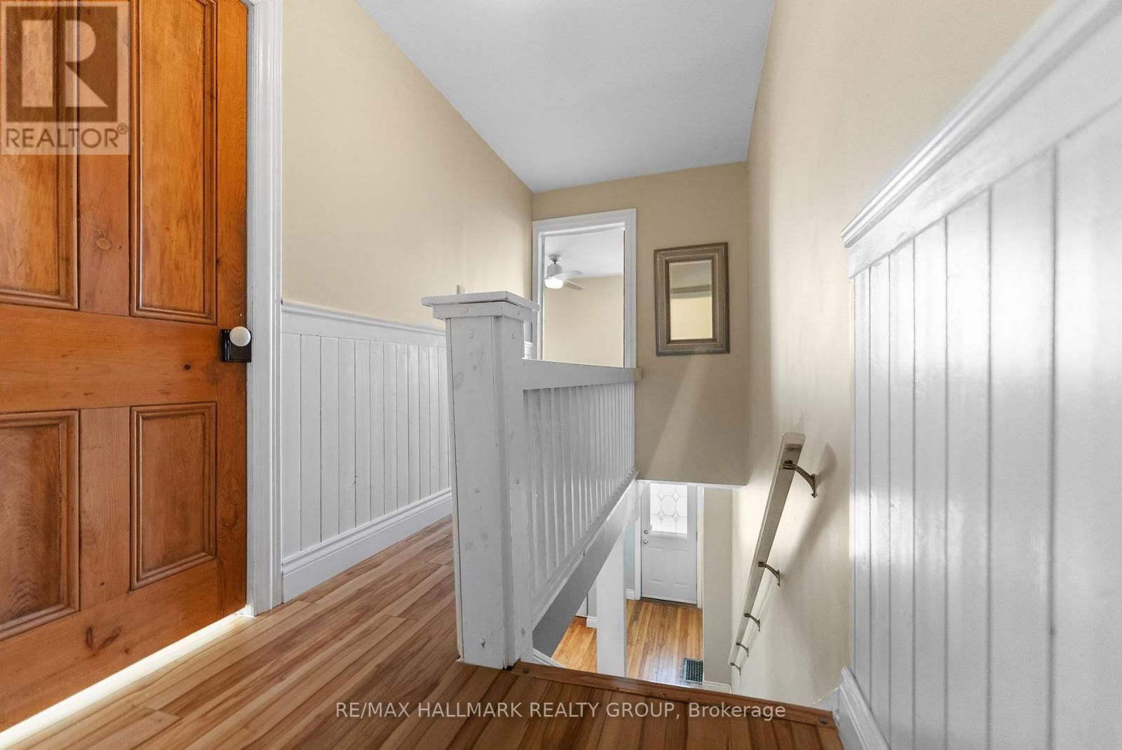 528 LOWER BYRON AVENUE Image 24
