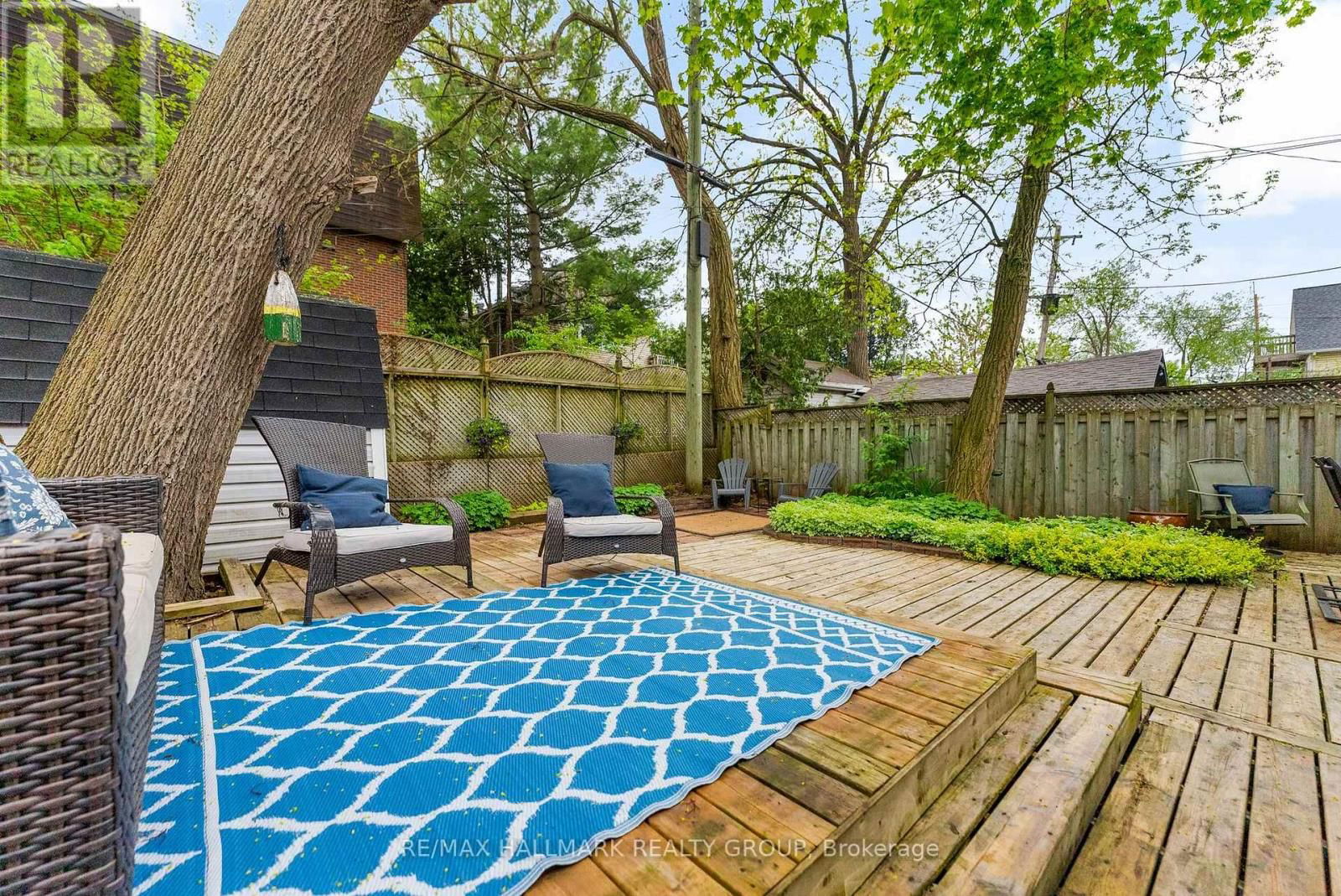 528 LOWER BYRON AVENUE Image 43