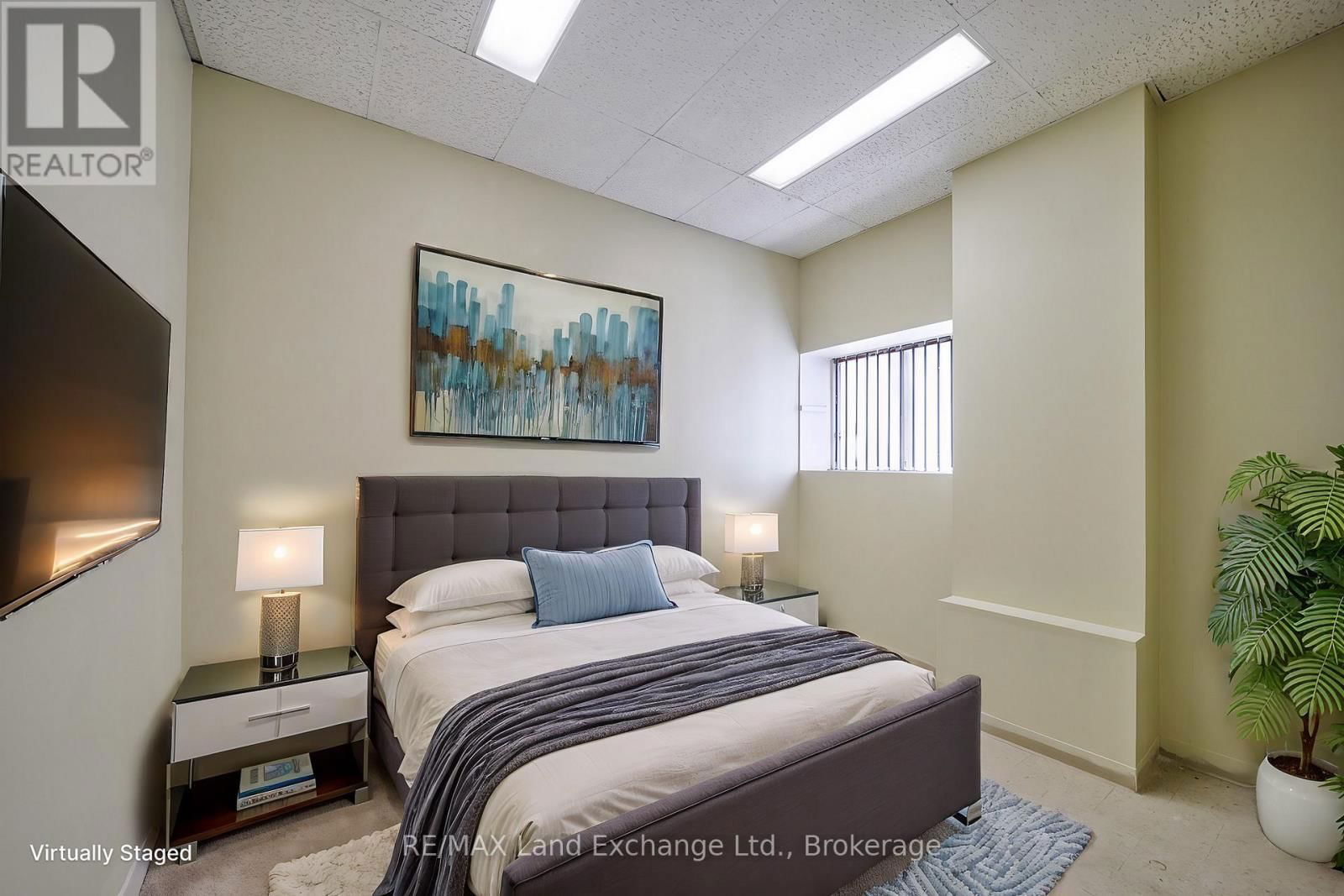 192 JOSEPHINE STREET Image 12