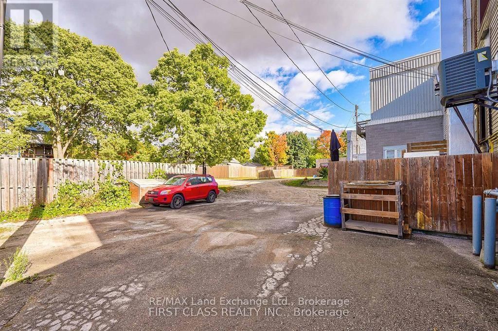 192 JOSEPHINE STREET Image 3