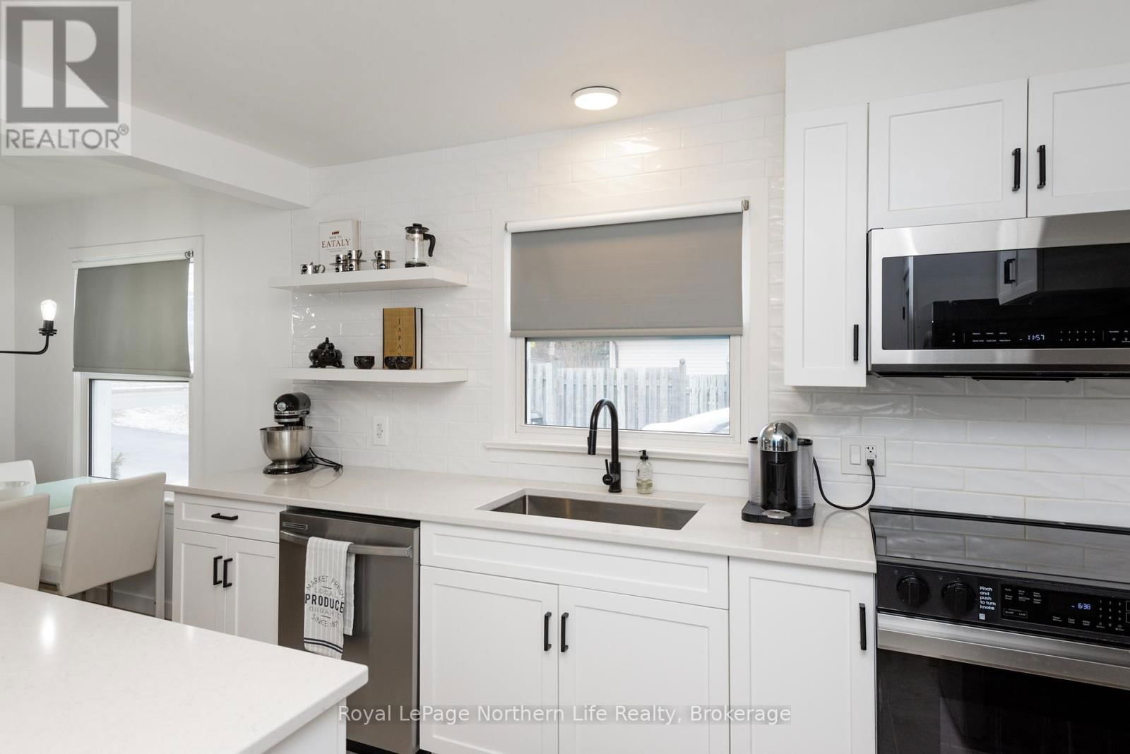 1125 JANE STREET SOUTHWEST Image 18
