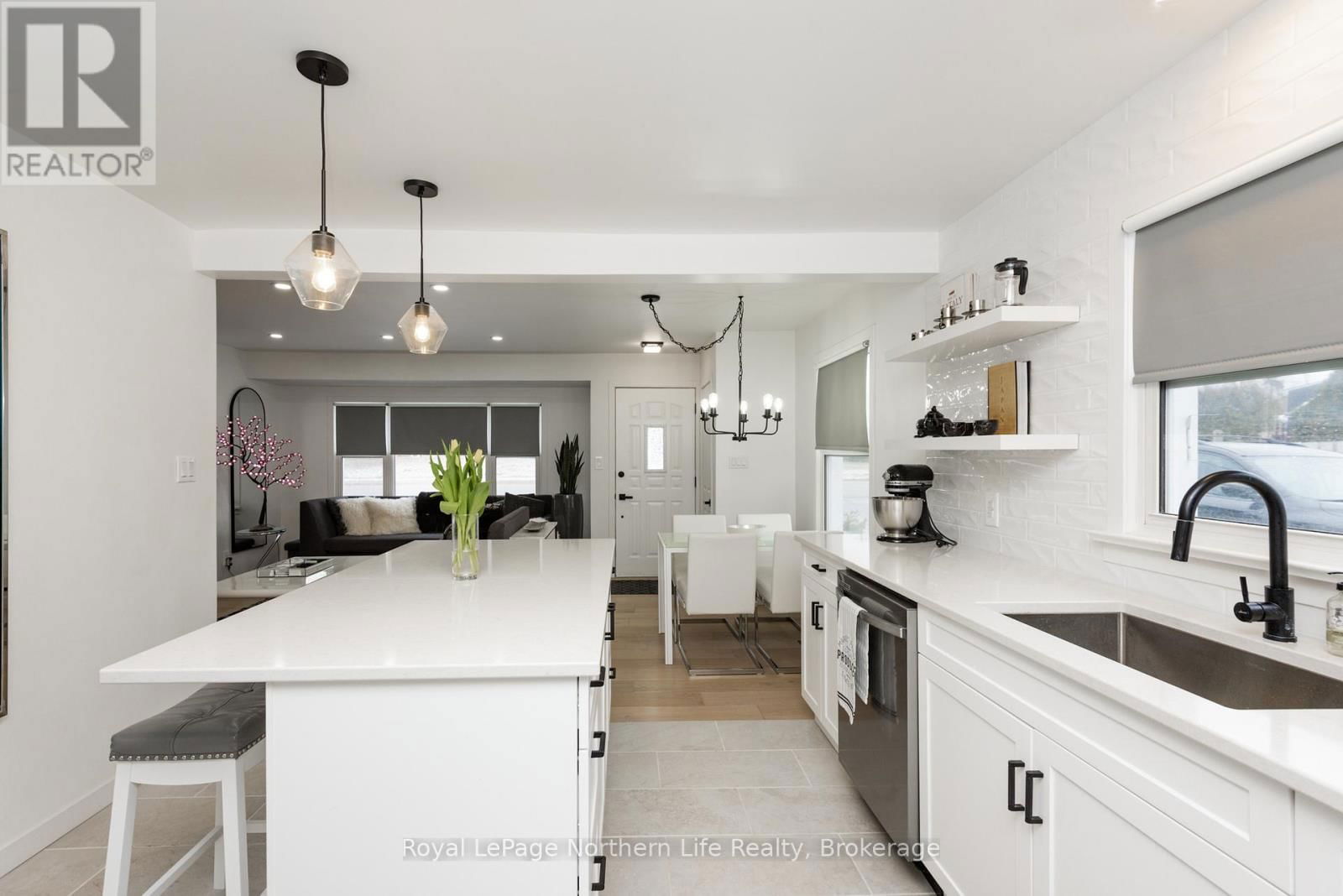 1125 JANE STREET SOUTHWEST Image 21