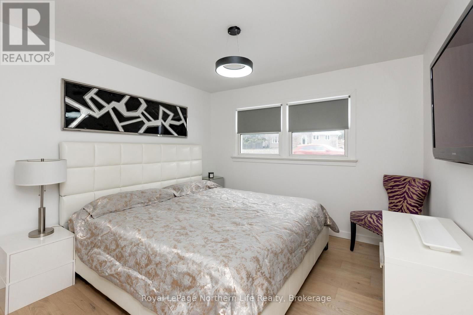 1125 JANE STREET SOUTHWEST Image 23