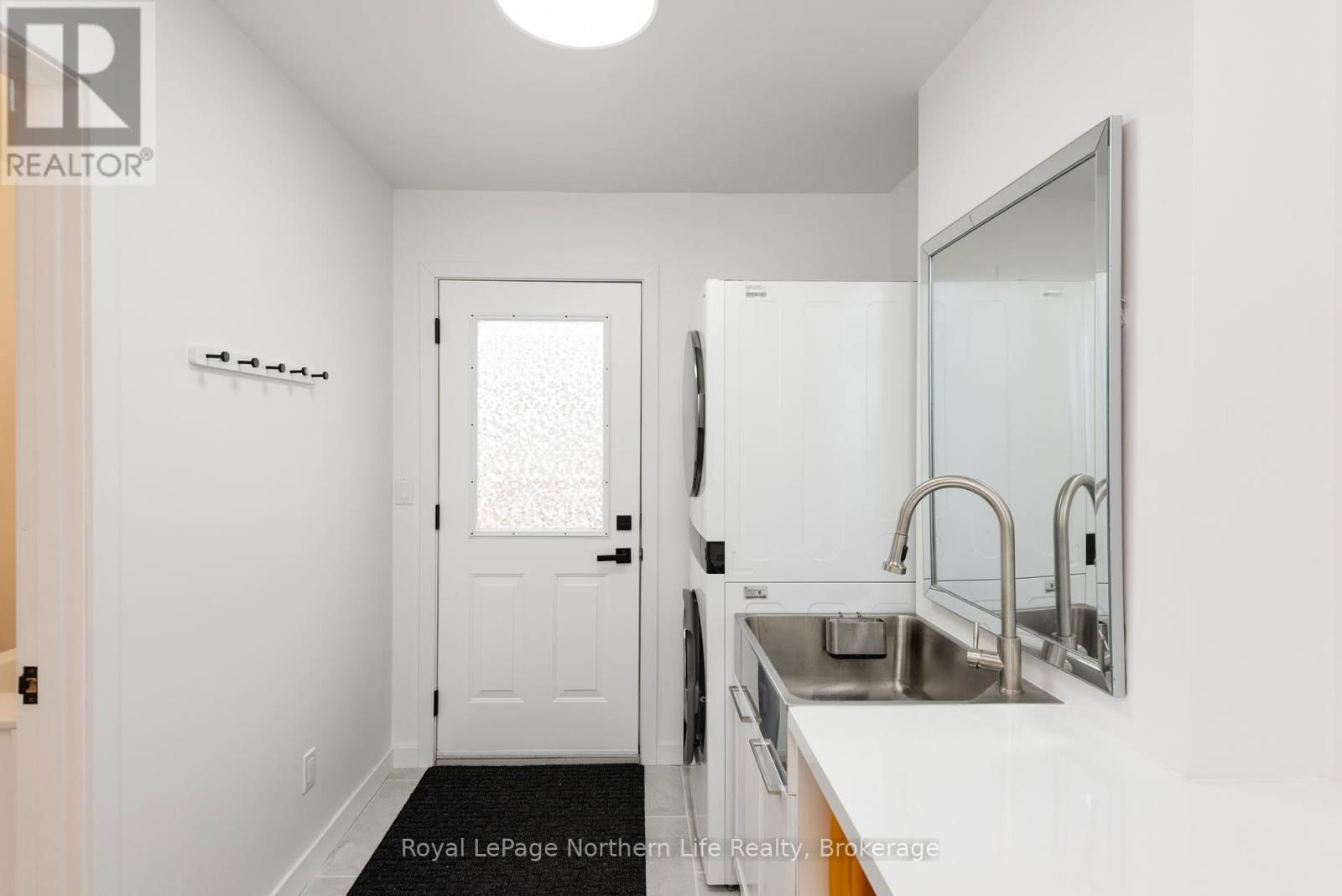 1125 JANE STREET SOUTHWEST Image 34