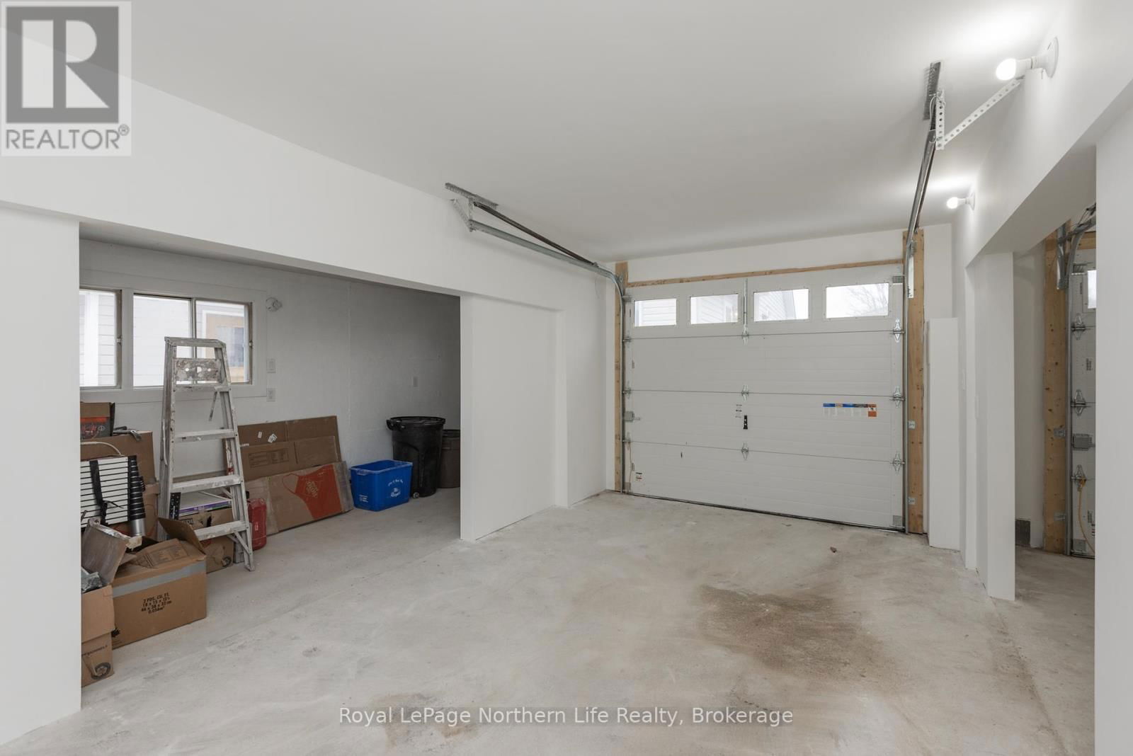1125 JANE STREET SOUTHWEST Image 45
