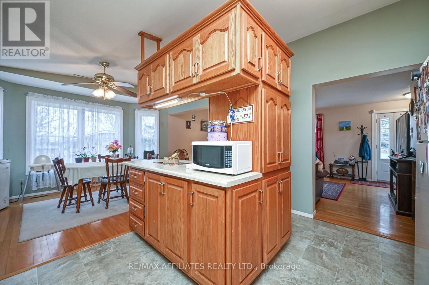 4 OTTERDALE CRESCENT Image 22