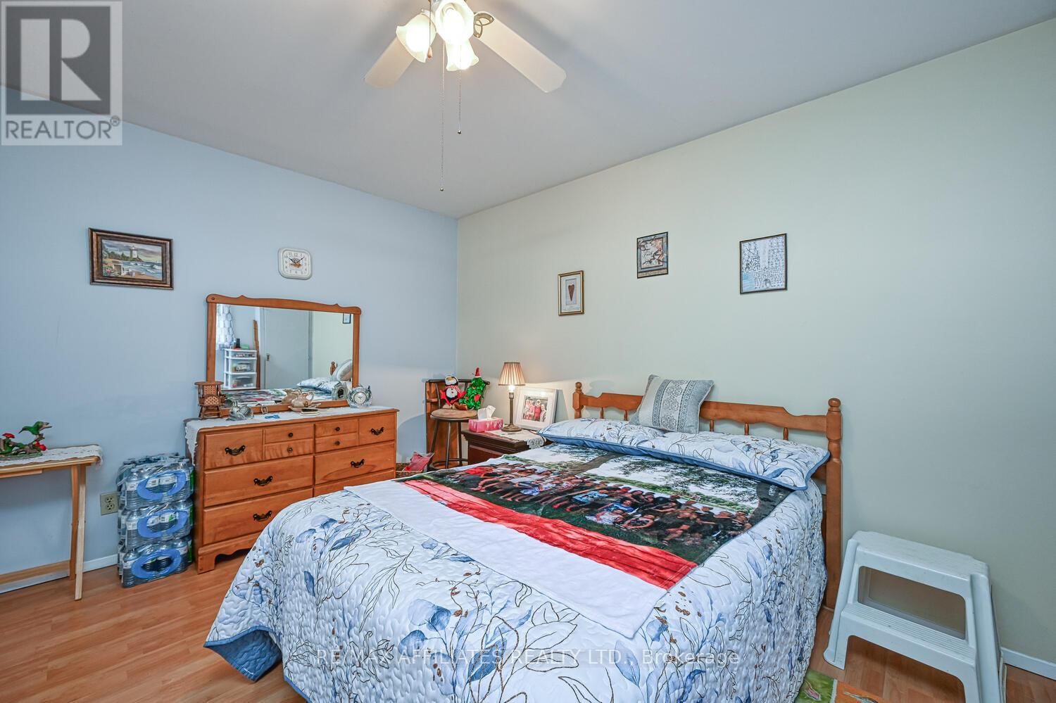 4 OTTERDALE CRESCENT Image 26