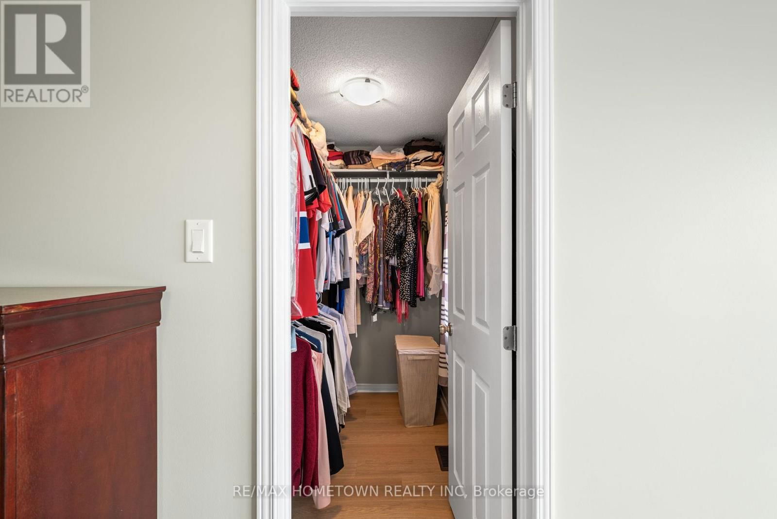 596 BARRICK HILL ROAD Image 18