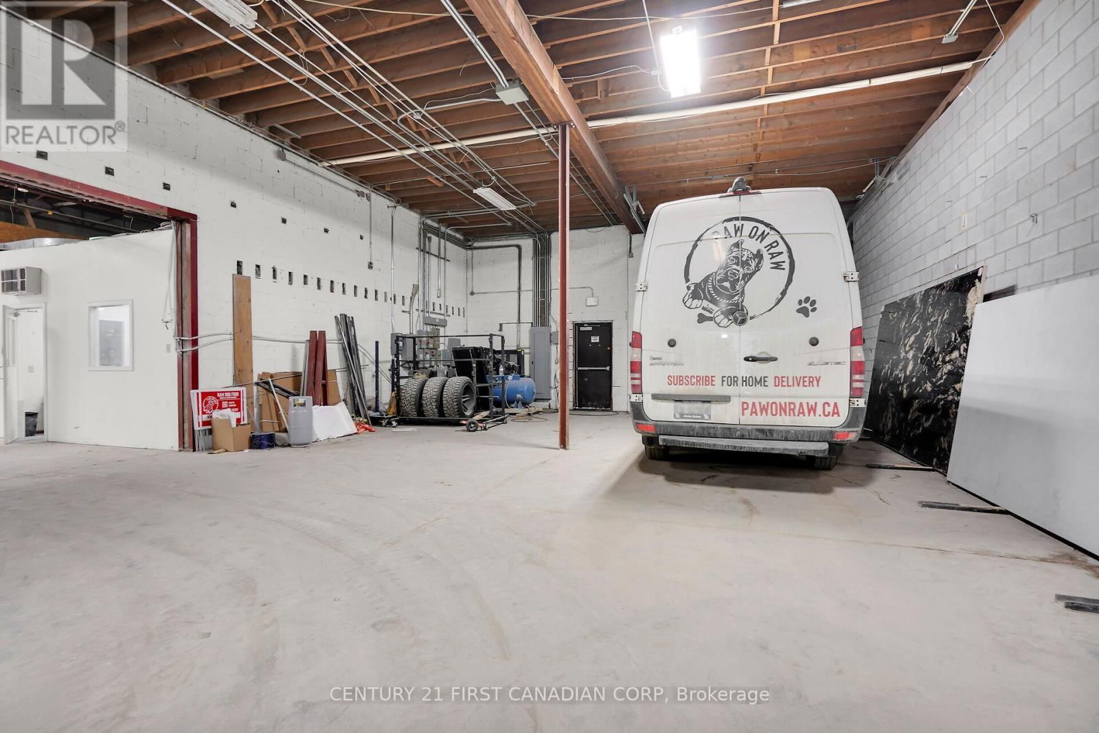 549 FIRST STREET Image 14
