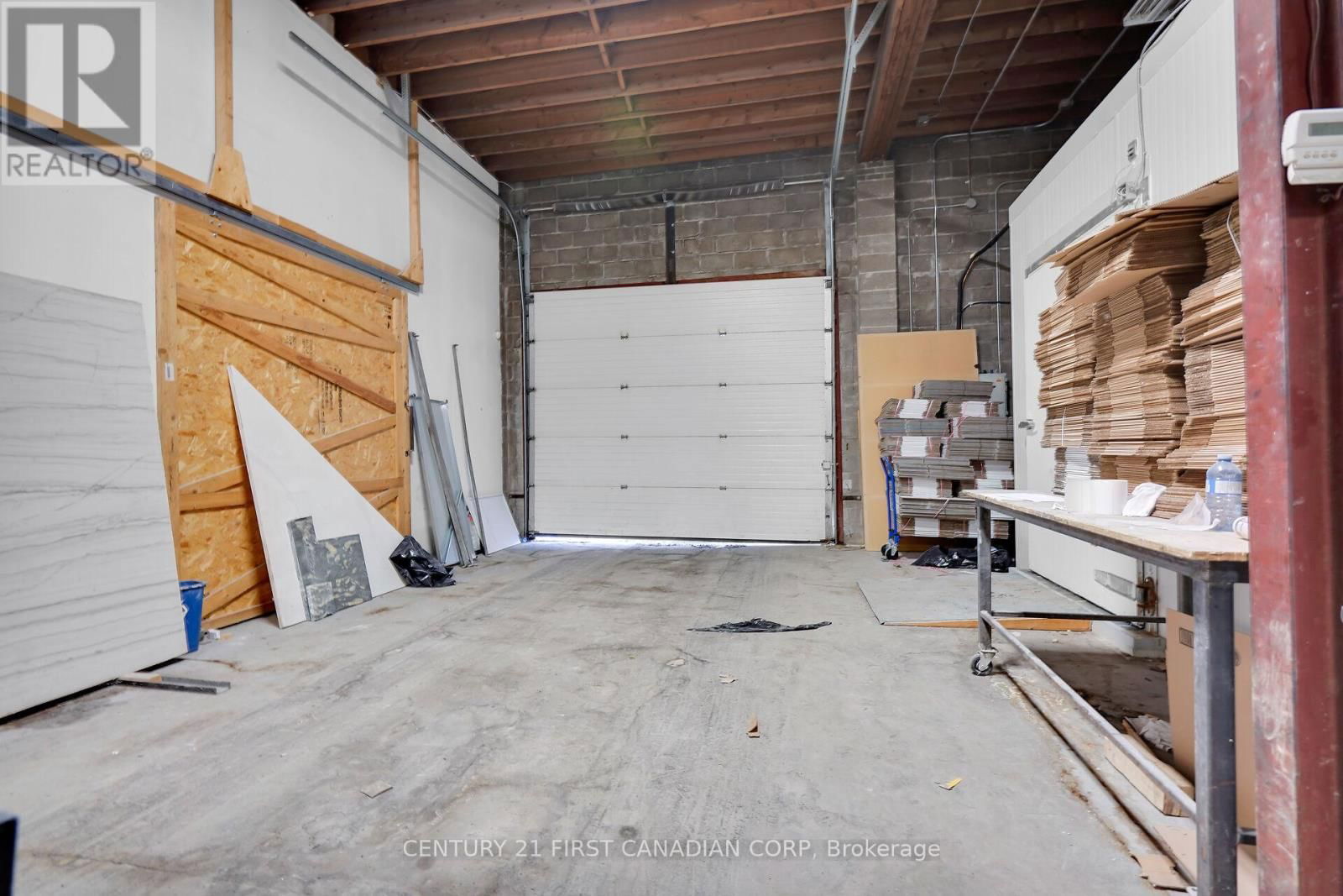 549 FIRST STREET Image 18