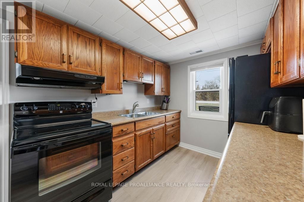 657 49 HIGHWAY Image 12