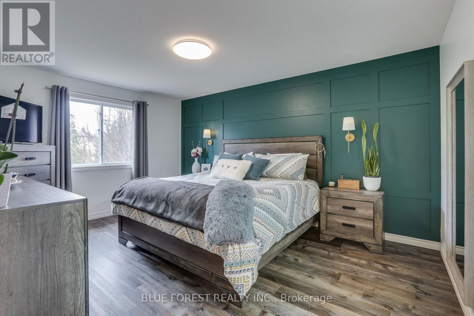 20 TURNBERRY DRIVE Image 11