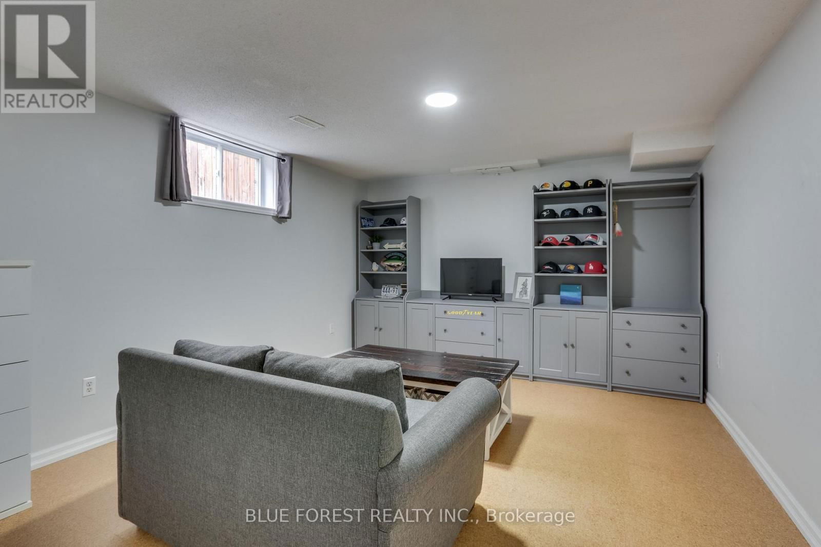 20 TURNBERRY DRIVE Image 29