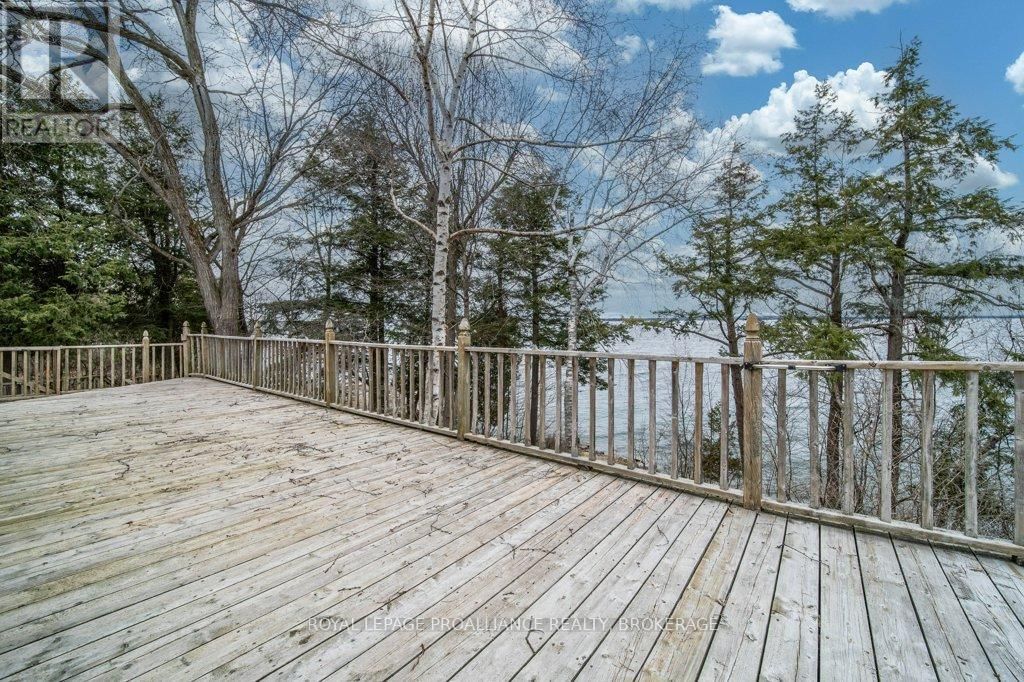 6058 HIGHWAY 96 Image 32