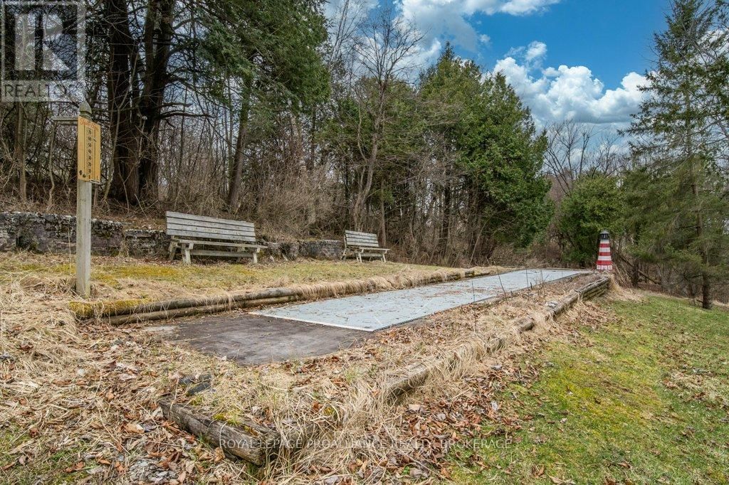 6058 HIGHWAY 96 Image 37