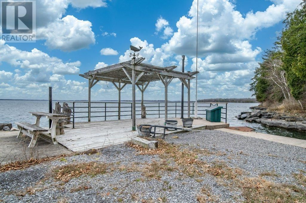 6058 HIGHWAY 96 Image 43