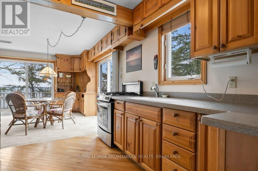6058 HIGHWAY 96 Image 8