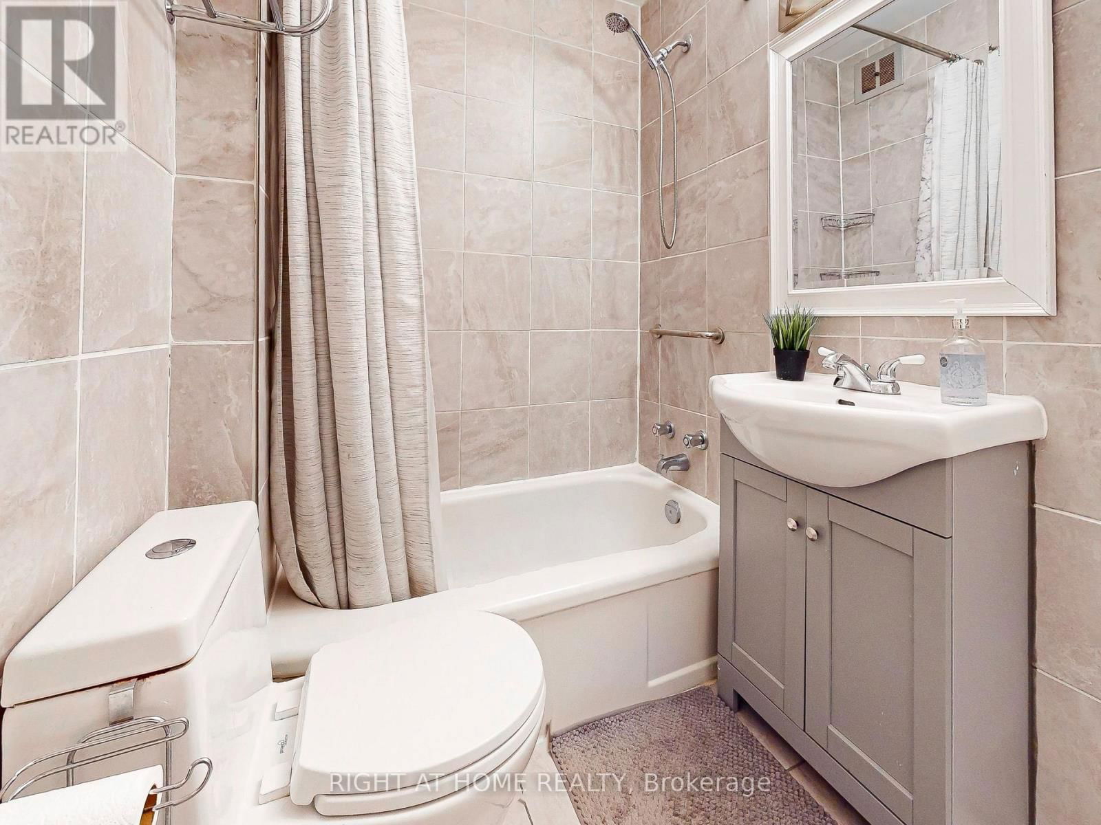 6077 COHOLAN STREET Image 19