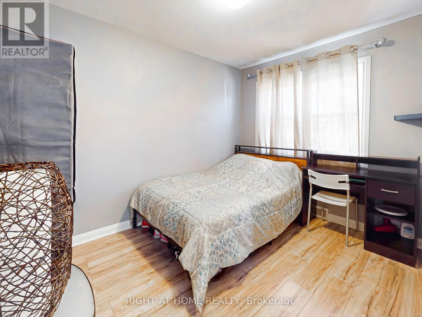 6077 COHOLAN STREET Image 20