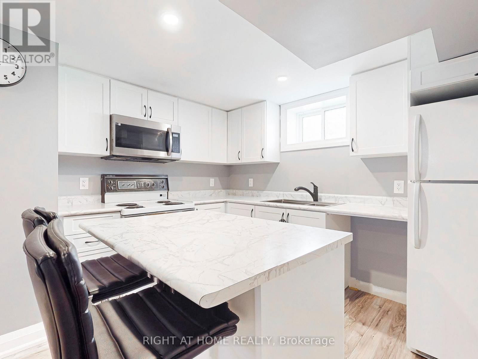 6077 COHOLAN STREET Image 30