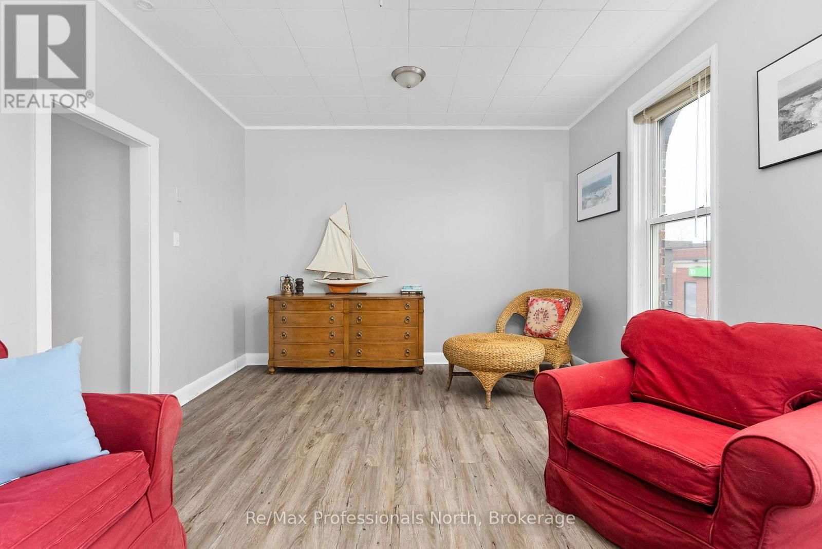 265 MUSKOKA ROAD SOUTH Image 14