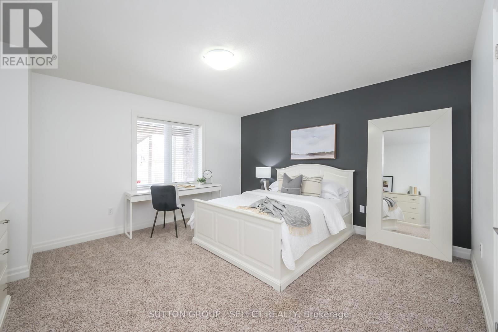 7071 CLAYTON WALK Image 26