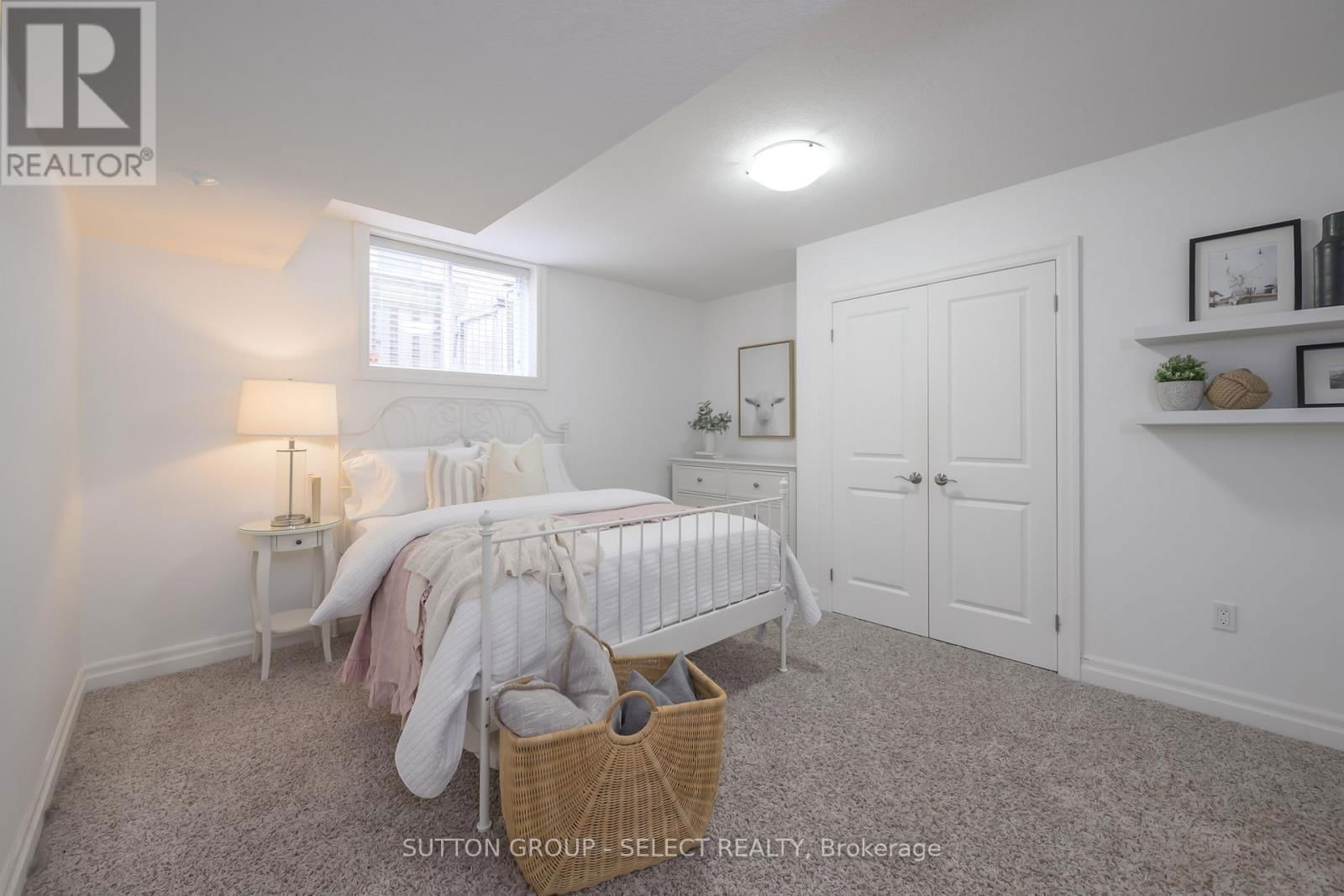 7071 CLAYTON WALK Image 27