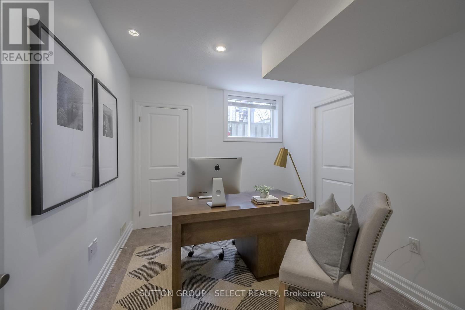 7071 CLAYTON WALK Image 30