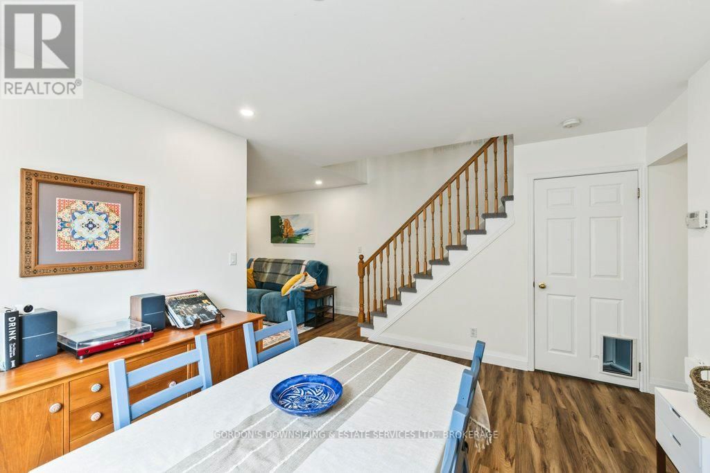 837 EDGAR STREET Image 13