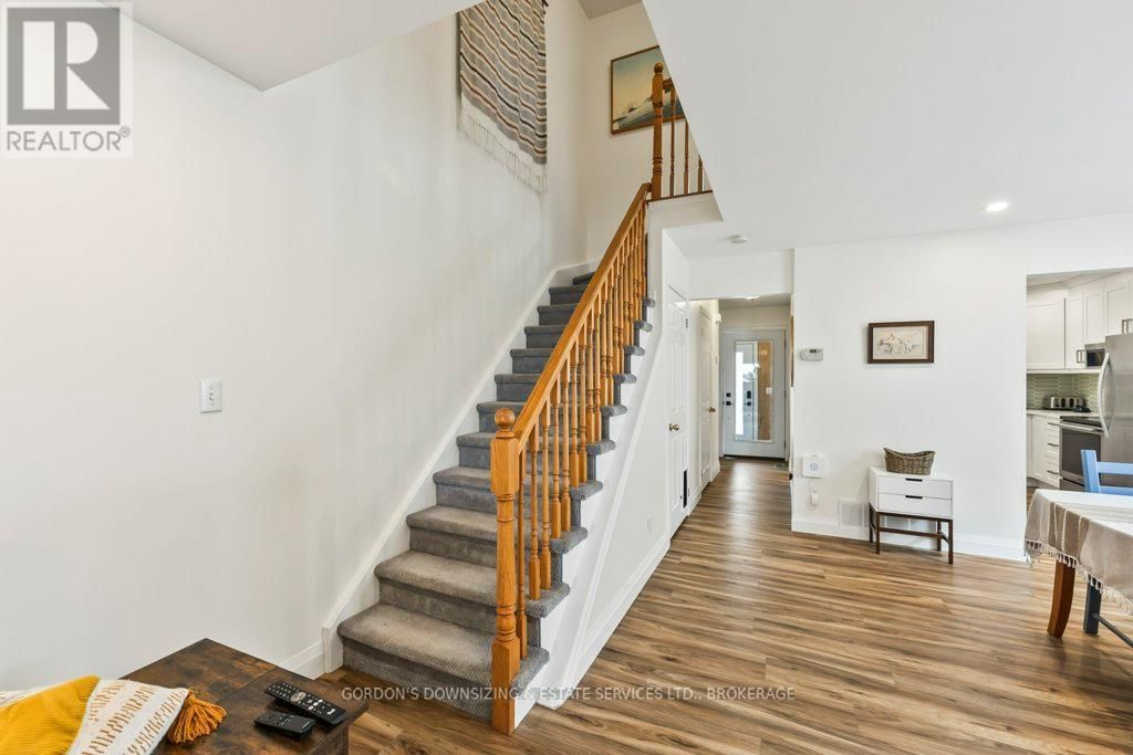 837 EDGAR STREET Image 15