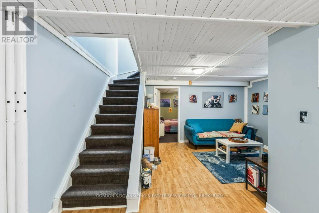 837 EDGAR STREET Image 31