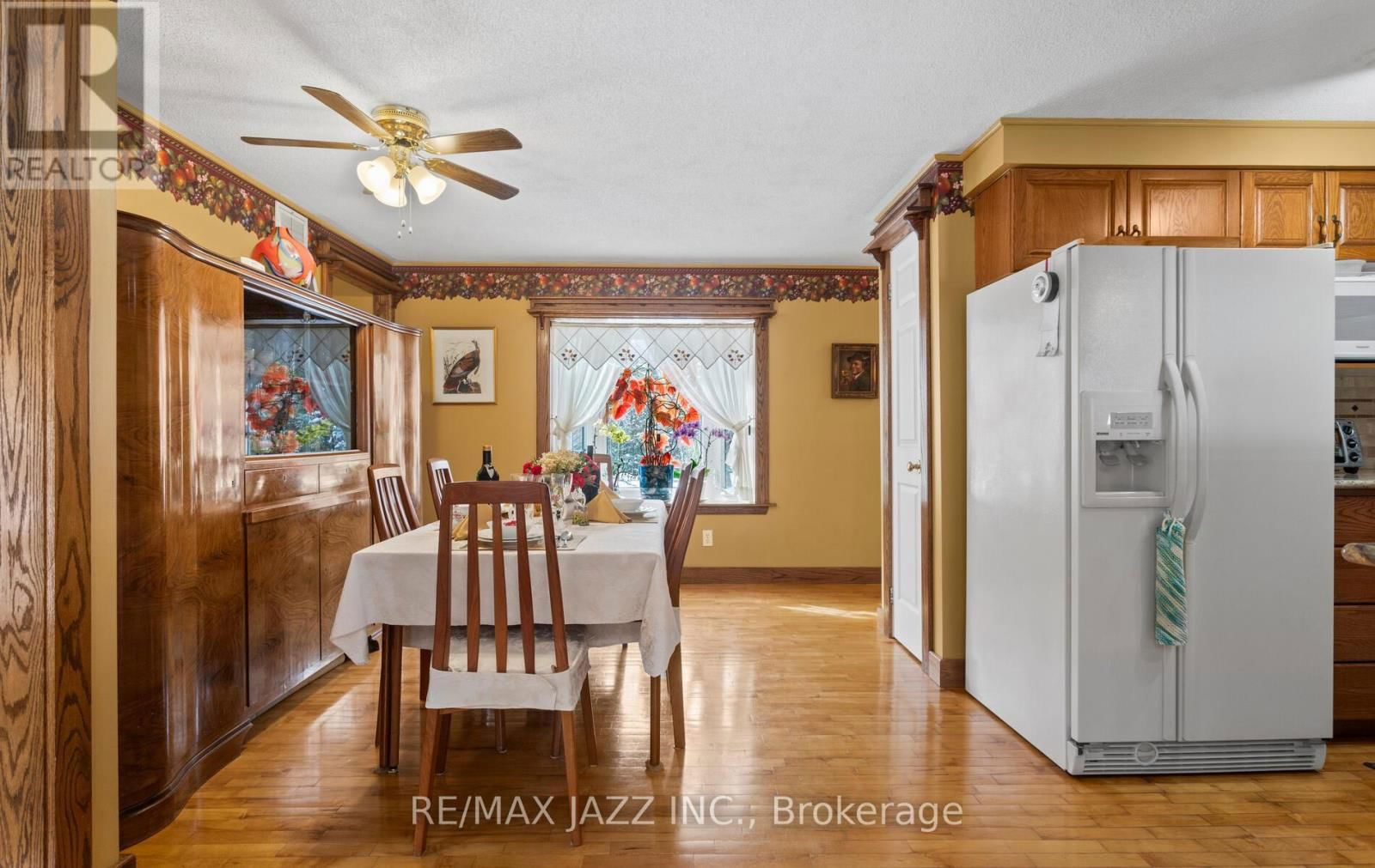 3115 MEYERS ROAD SOUTH Image 10