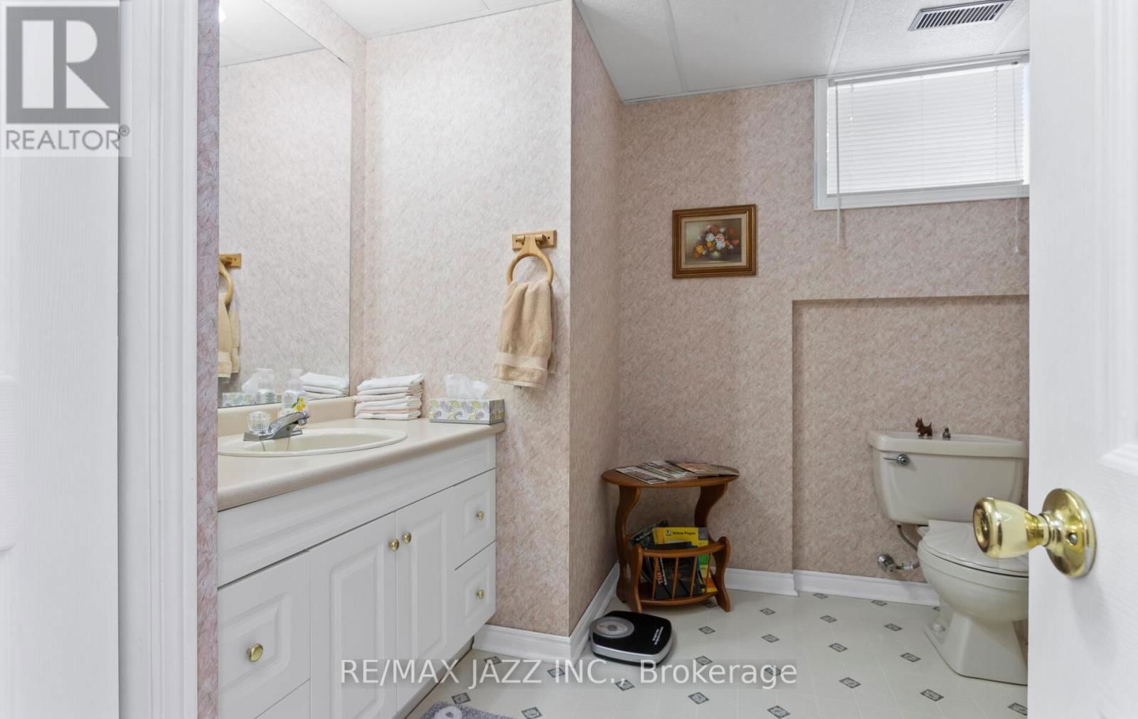 3115 MEYERS ROAD SOUTH Image 30