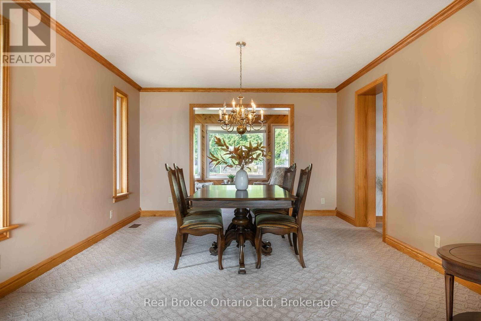 122 COTTAGE LANE Image 11