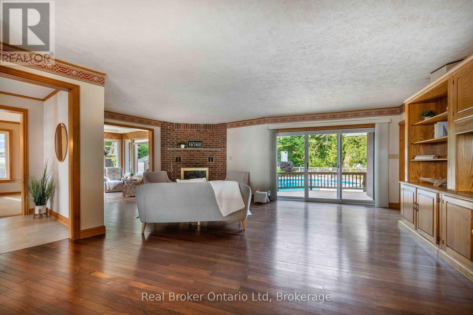 122 COTTAGE LANE Image 15