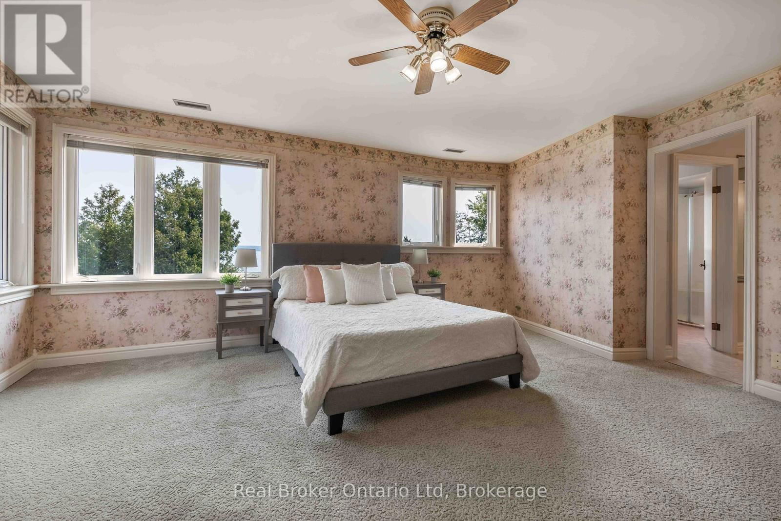 122 COTTAGE LANE Image 23