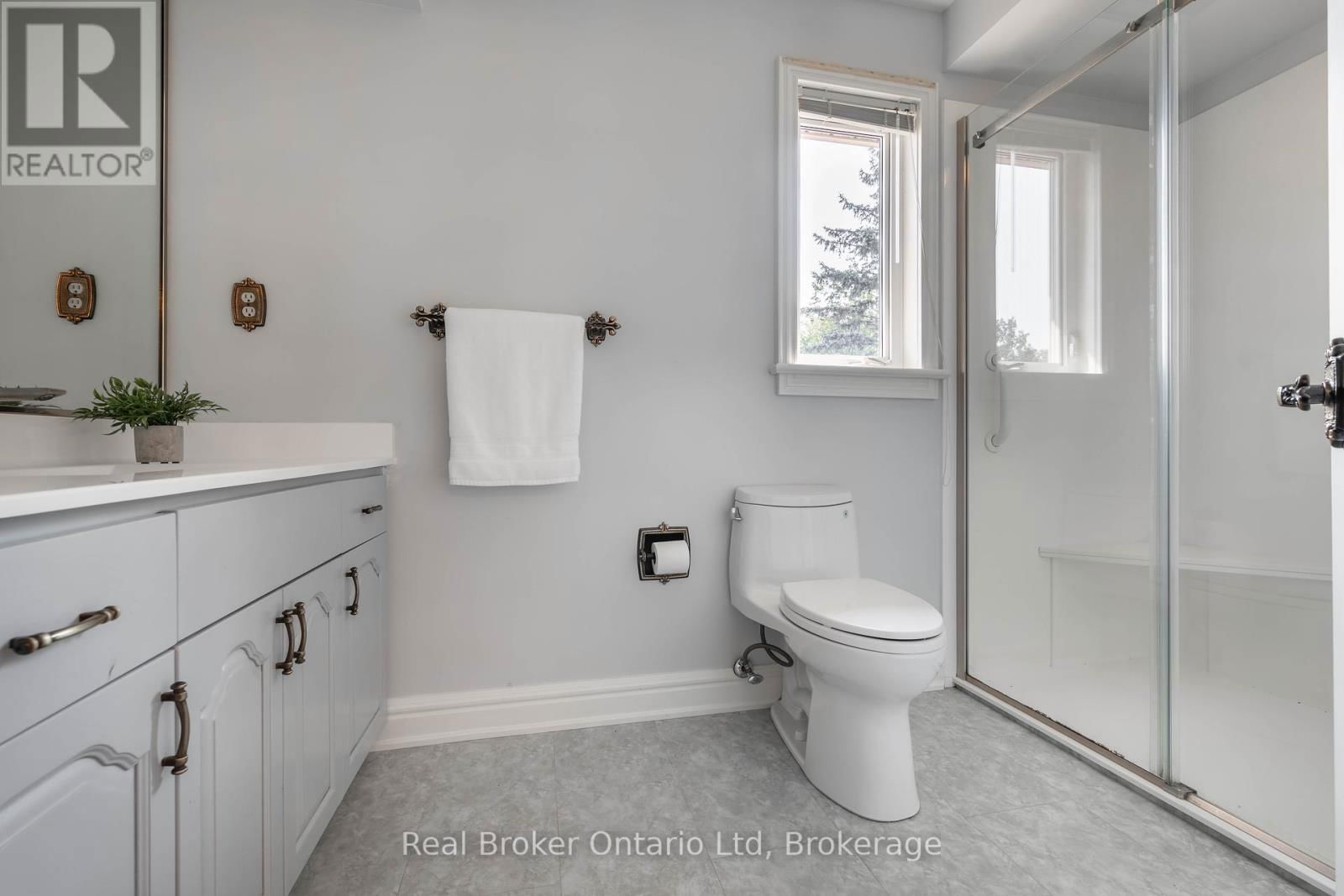 122 COTTAGE LANE Image 25