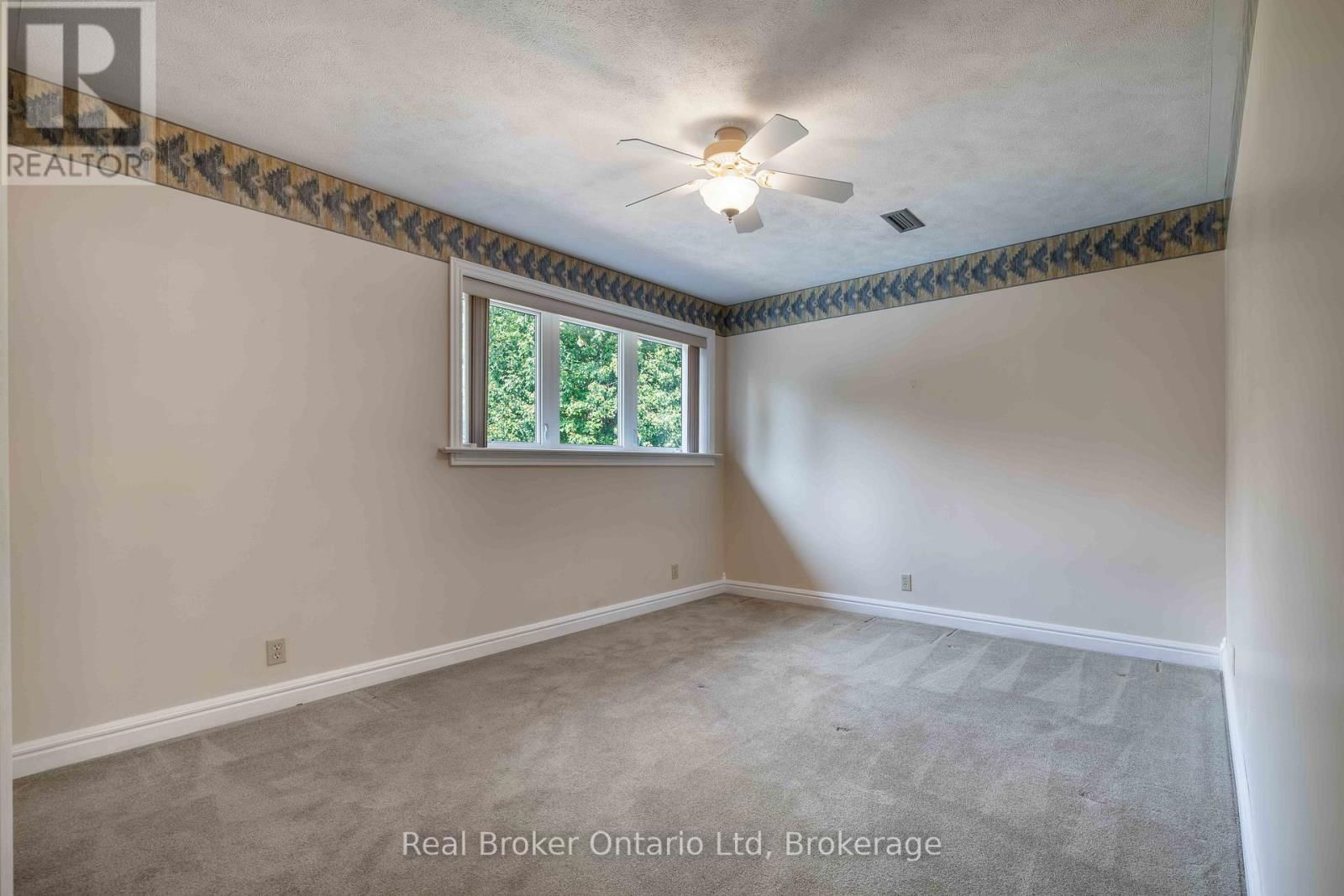 122 COTTAGE LANE Image 30