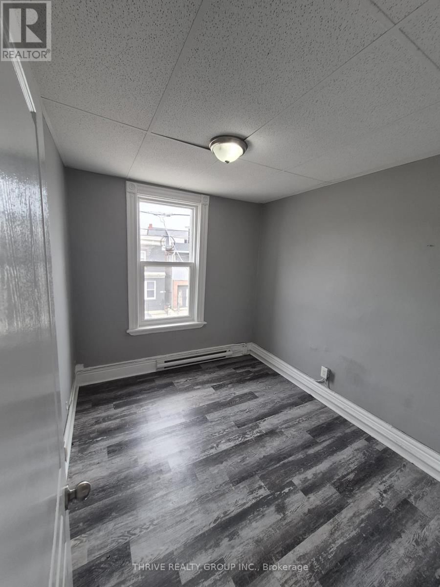Upper - 259 CLARENCE STREET Image 12