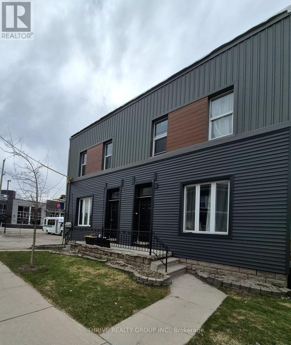 Upper - 259 CLARENCE STREET Image 2