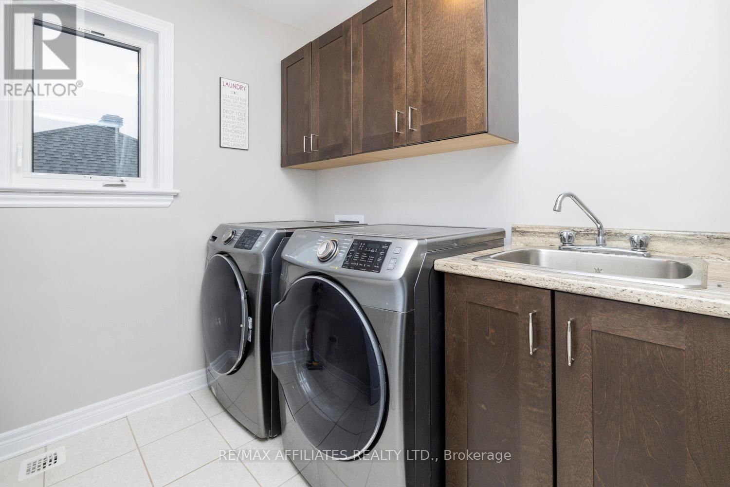 17 DULMAGE CRESCENT Image 41
