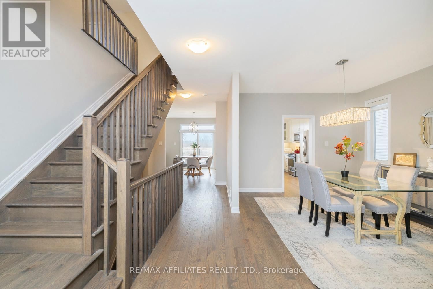 17 DULMAGE CRESCENT Image 6